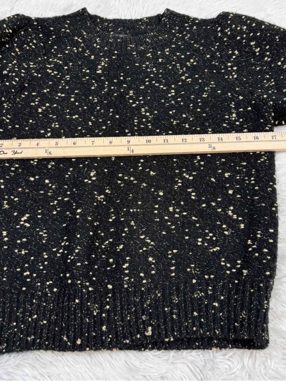 Cozy Black Speckled Crewneck Sweater - Picture 4 of 8